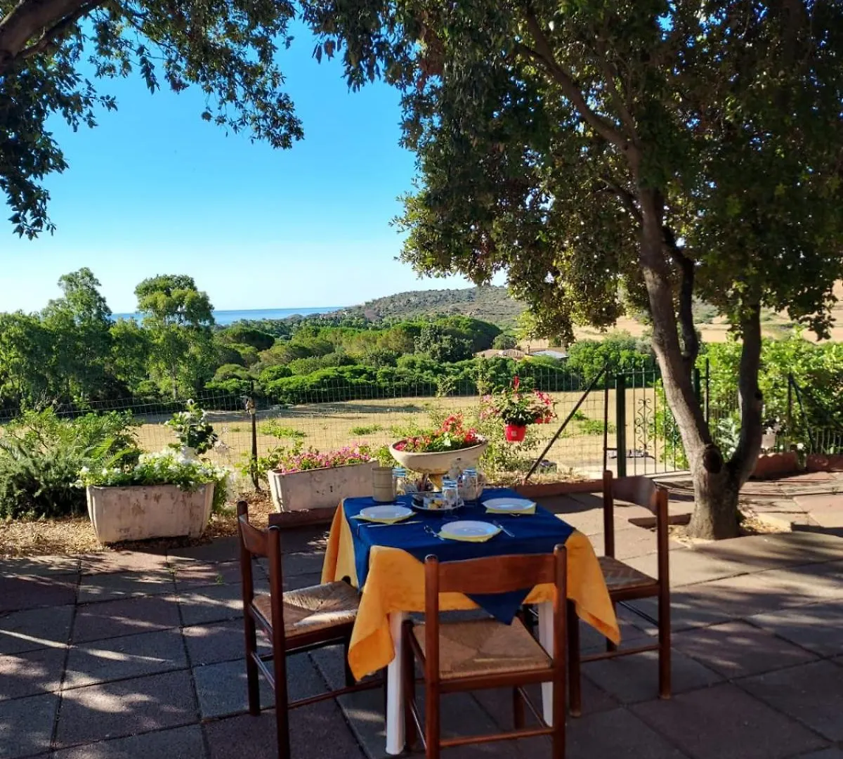 La Rosa Dei Venti B&B Chia Italy